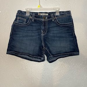 BKE Wendi Midi Shorts - Size 30